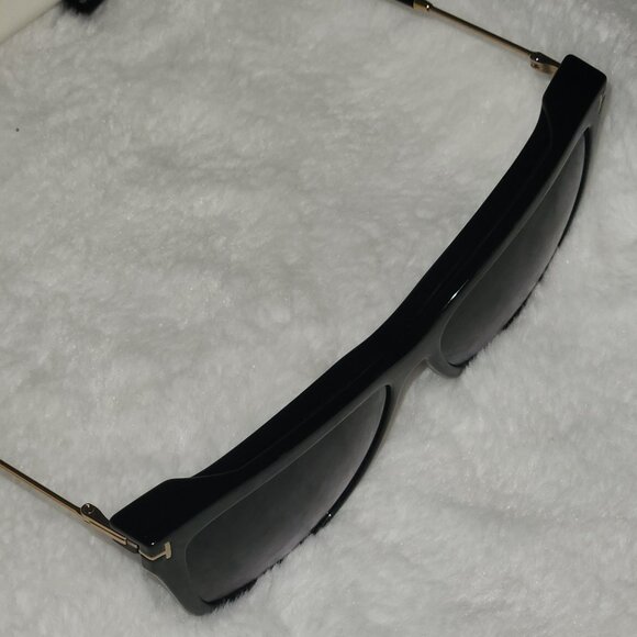 SOLD! TOM FORD TF5824 - Black Eyeglasses with Magnetic Clip-on Sunglasses - Picture 12 of 16